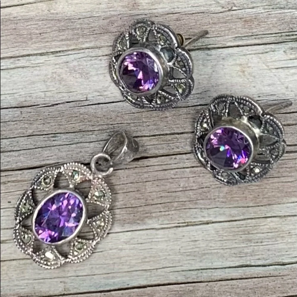 Vintage Amethyst Marcasite SS earrings and pendant. - Picture 4 of 6